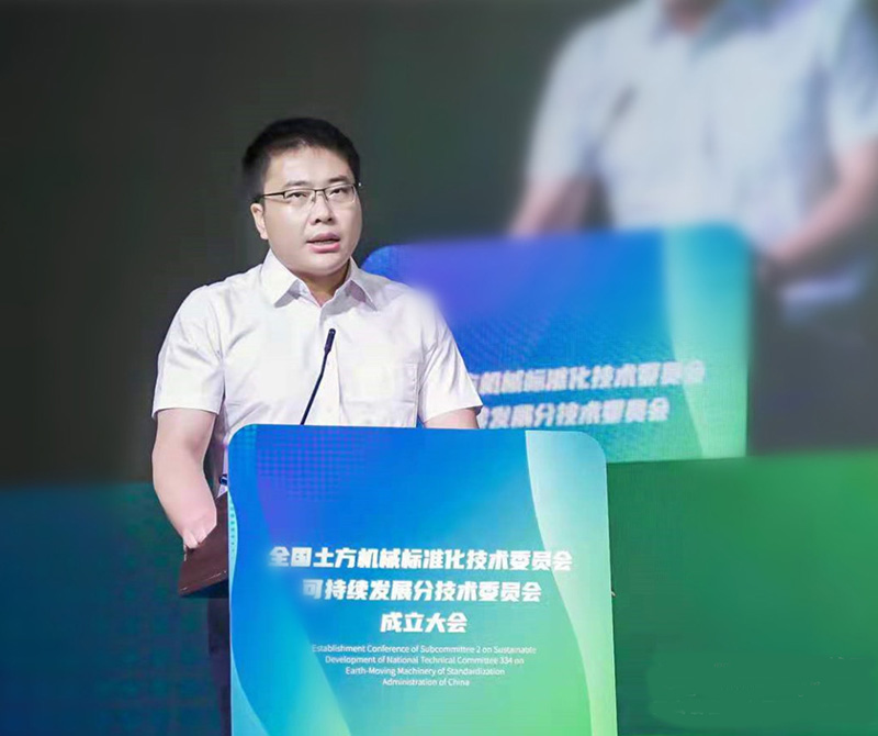 江蘇省市場(chǎng)監(jiān)督管理局標(biāo)準(zhǔn)化處主任湯牛明